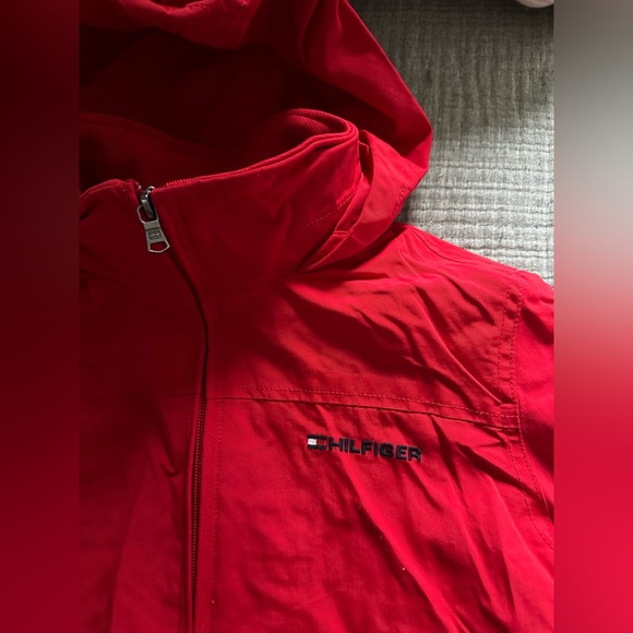 Tommy hilfiger rain jacket - Picture 2 of 3